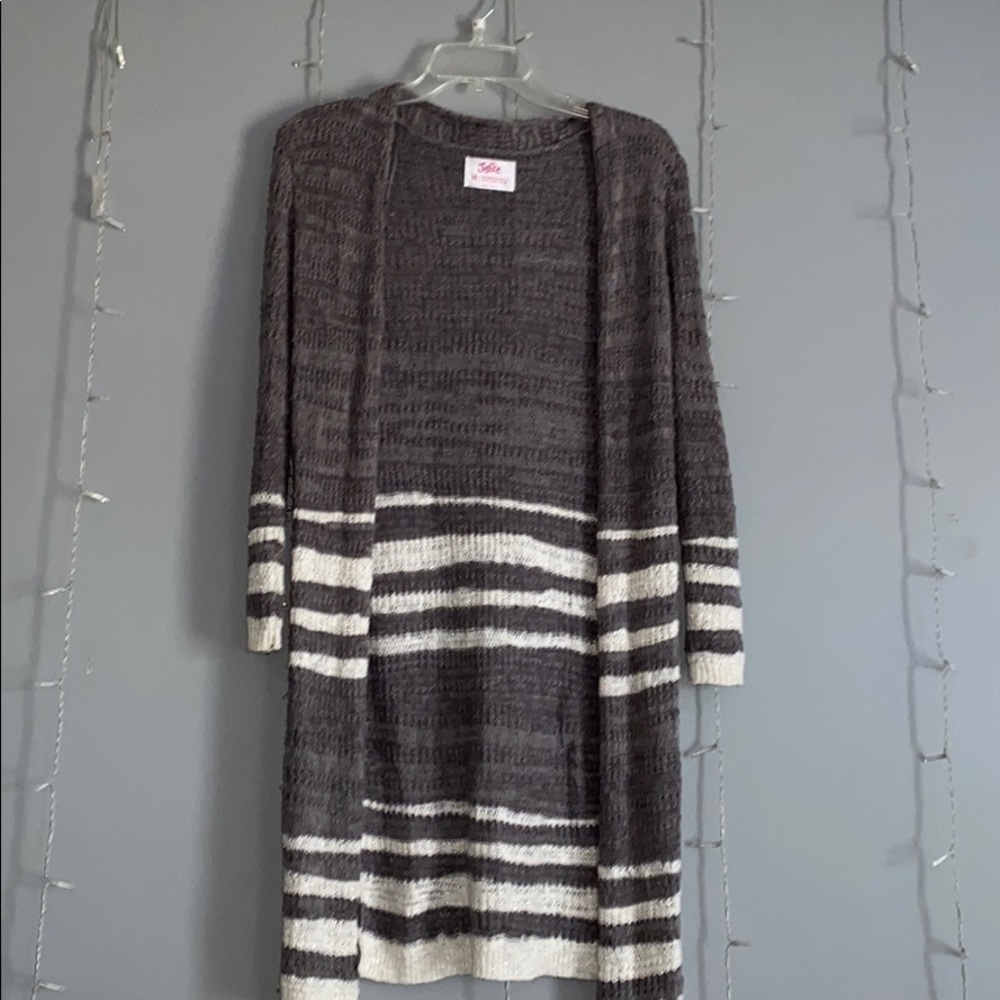Very cute cardigan